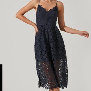 ASTR The Label Lace A-Line Midi Dress